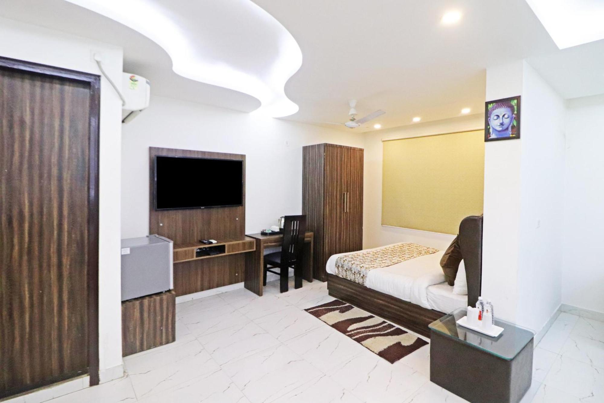 Hotel Mayda Prime Near Delhi Airport New Delhi Exteriör bild