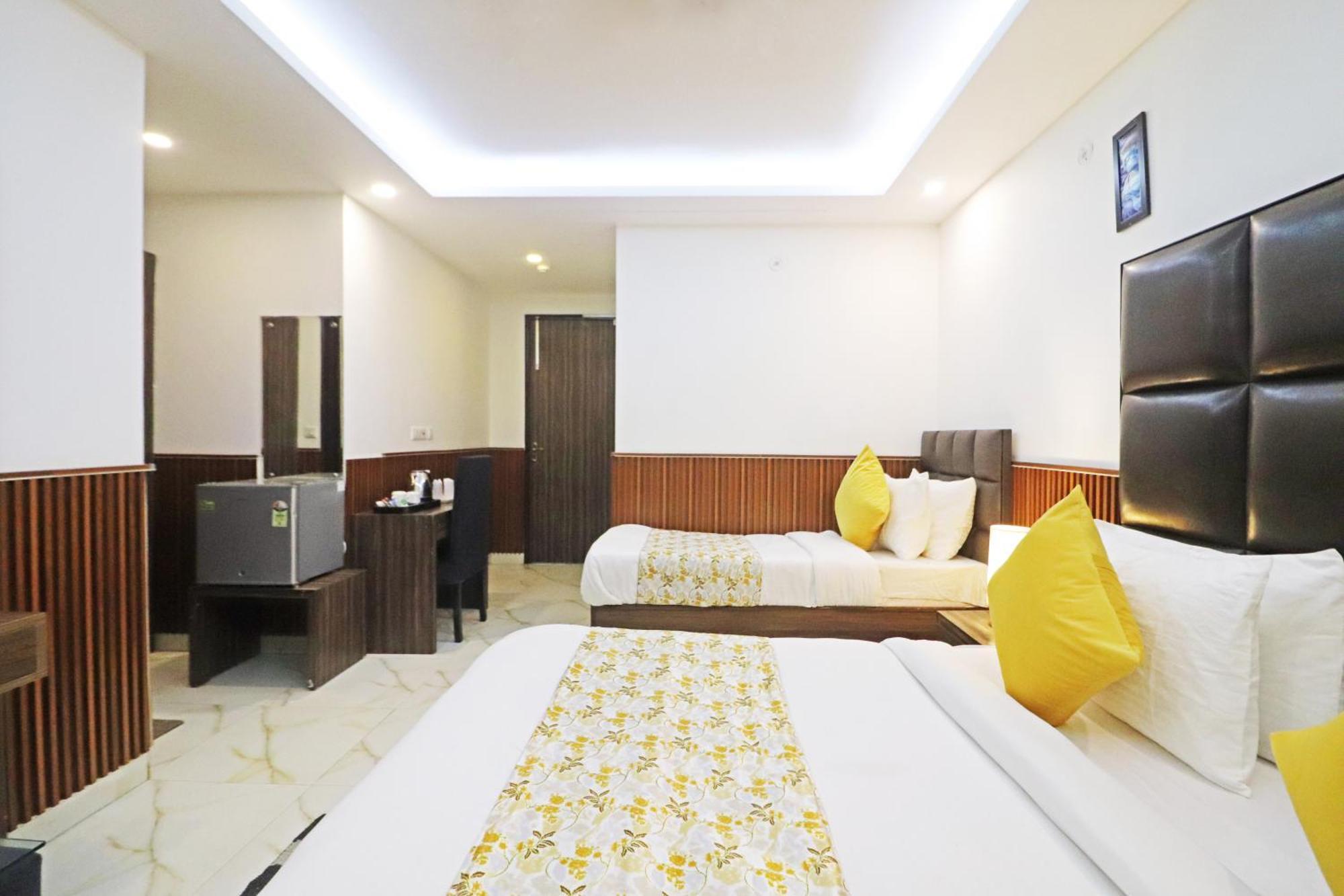 Hotel Mayda Prime Near Delhi Airport New Delhi Exteriör bild
