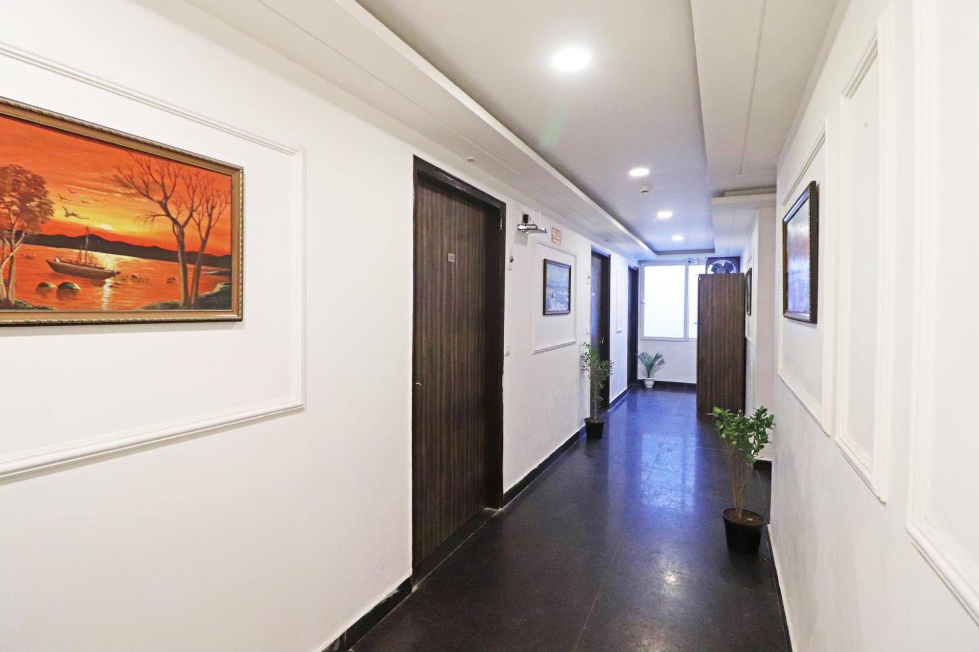 Hotel Mayda Prime Near Delhi Airport New Delhi Exteriör bild